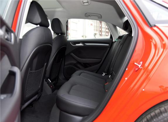 奥迪A3(进口) 2015款 Limousine 45 TFSI S line 豪华型 车厢座椅   后排空间