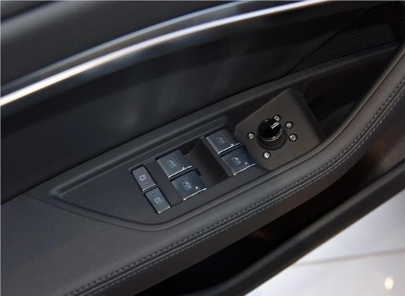 奥迪e-tron(进口) 2019款 55 quattro 时尚型 车厢座椅   门窗控制