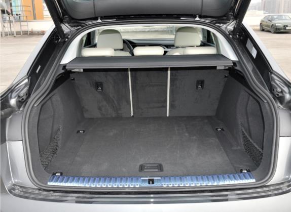 奥迪e-tron(进口) 2022款 Sportback 55 quattro 豪华型 车厢座椅   后备厢