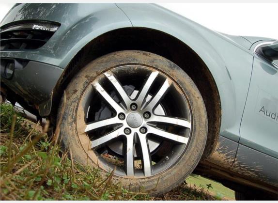 奥迪Q7 2006款 3.0 TDI quattro 其他细节类   前轮