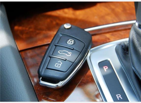 奥迪Q7 2010款 3.0 TDI quattro 领先型 其他细节类   钥匙