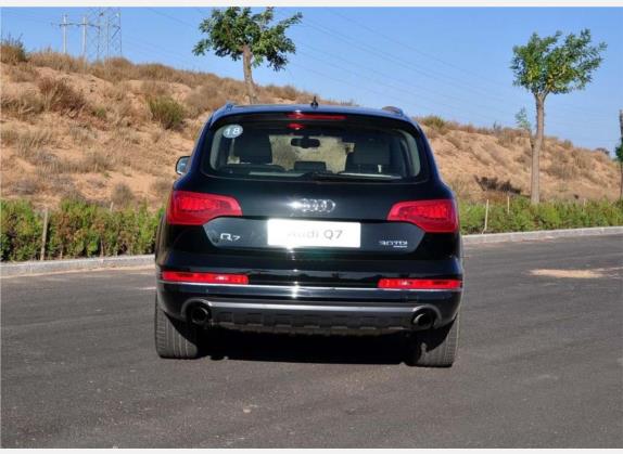奥迪Q7 2010款 3.0 TDI quattro 领先型 外观   正后