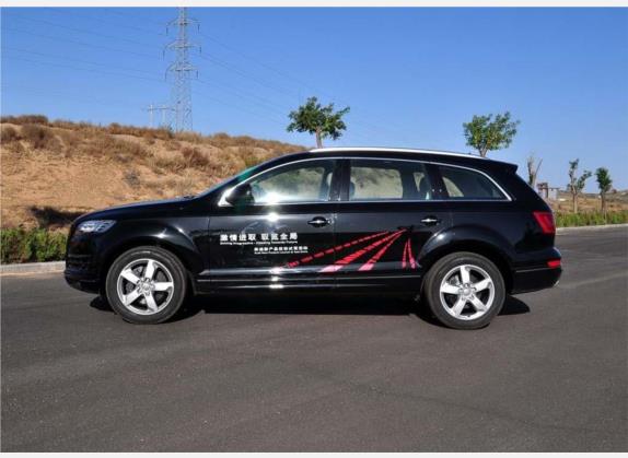 奥迪Q7 2010款 3.0 TDI quattro 领先型 外观   正侧
