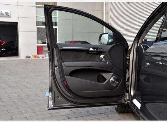 奥迪Q7 2010款 3.6 FSI舒适型运动典藏版 车厢座椅   前门板