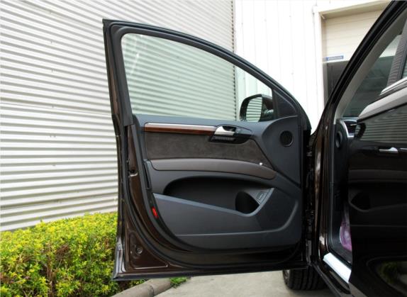 奥迪Q7 2011款 3.0 TFSI 进取型(200kW) 车厢座椅   前门板