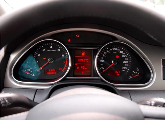 奥迪Q7 2011款 3.0 TFSI 进取型(200kW) 中控类   仪表盘