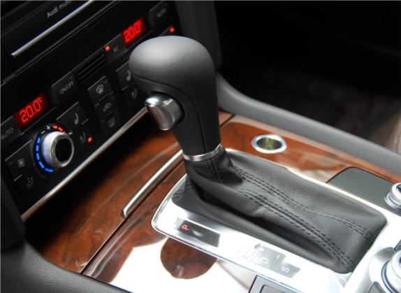 奥迪Q7 2011款 3.0 TFSI 进取型(200kW) 中控类   挡把