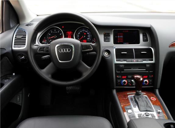 奥迪Q7 2011款 3.0 TFSI 专享型(245kW) 中控类   驾驶位