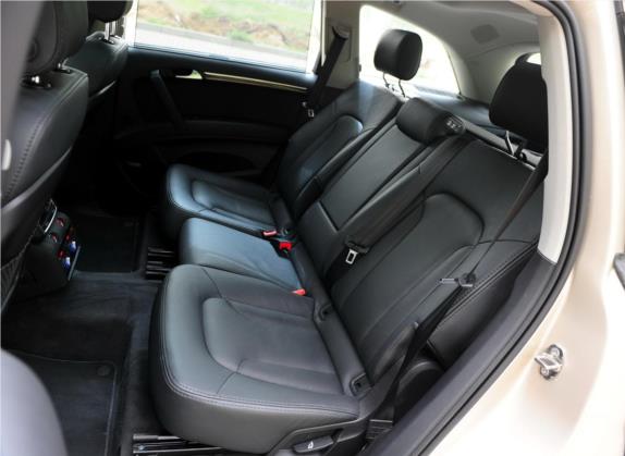 奥迪Q7 2011款 3.0 TFSI 专享型(245kW) 车厢座椅   后排空间