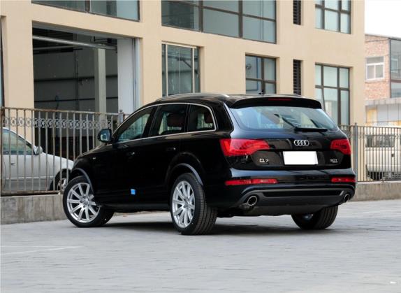奥迪Q7 2012款 3.0 TFSI 专享型(245kW) 外观   斜后