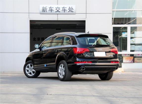 奥迪Q7 2013款 35 TFSI 技术型 外观   斜后