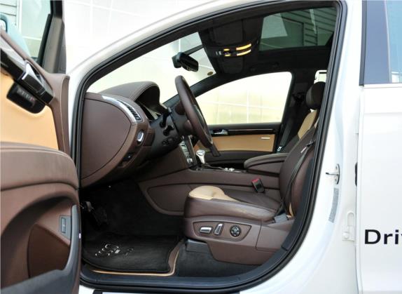 奥迪Q7 2013款 35 TFSI 专享型 车厢座椅   前排空间