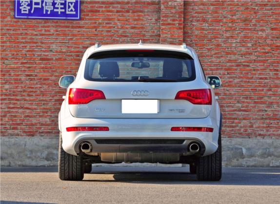 奥迪Q7 2013款 35 TFSI 专享型 外观   正后