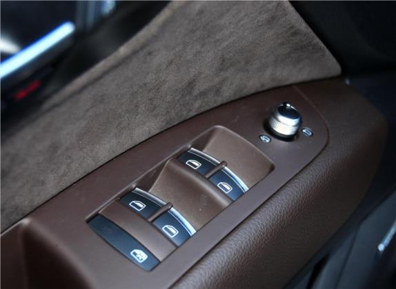 奥迪Q7 2013款 40 TFSI 技术型 车厢座椅   门窗控制