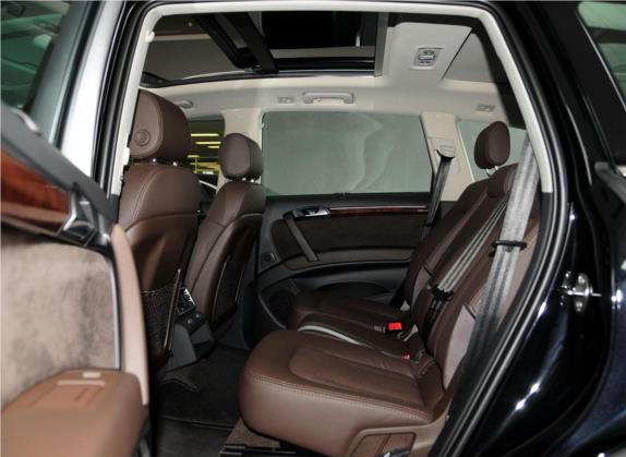 奥迪Q7 2014款 35 TFSI 进取型 车厢座椅   后排空间