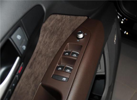 奥迪Q7 2014款 35 TFSI 越野型 车厢座椅   门窗控制