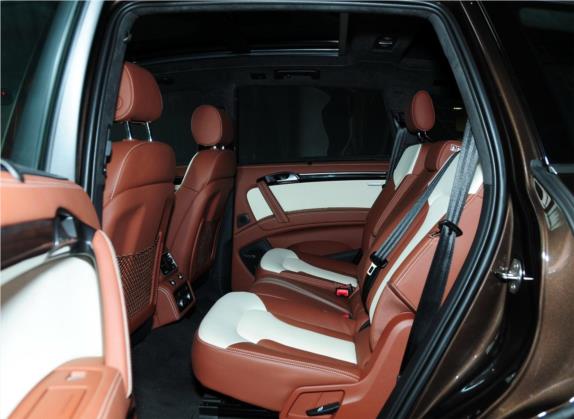 奥迪Q7 2014款 35 TFSI 专享型 车厢座椅   后排空间