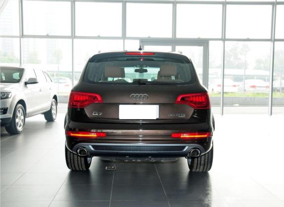 奥迪Q7 2014款 35 TFSI 专享型 外观   正后