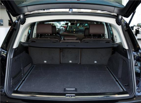 奥迪Q7 2014款 40 TFSI 运动型 车厢座椅   后备厢