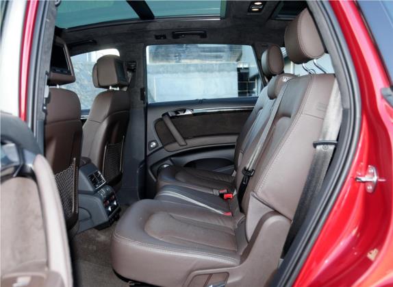 奥迪Q7 2014款 40 TFSI 越野型 车厢座椅   后排空间