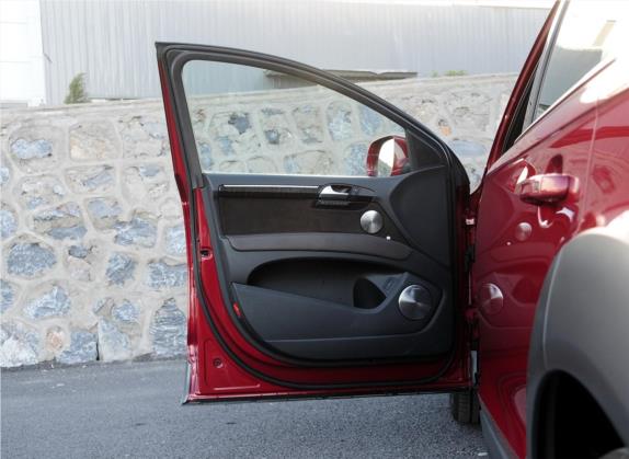 奥迪Q7 2014款 40 TFSI 越野型 车厢座椅   前门板