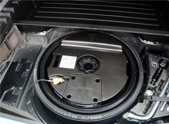 奥迪Q7 2015款 35 TFSI 运动型 其他细节类   备胎