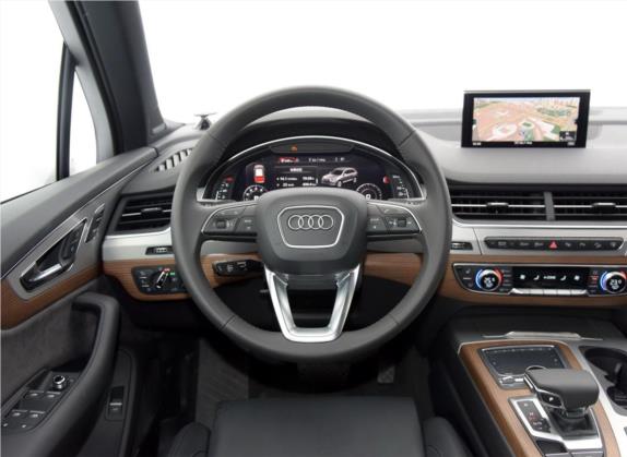 奥迪Q7 2016款 45 TFSI S line尊贵型 中控类   驾驶位