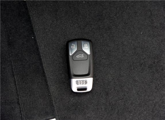 奥迪Q7 2016款 45 TFSI S line尊贵型 其他细节类   钥匙