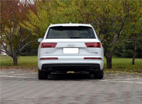 奥迪Q7 2016款 45 TFSI S line尊贵型 外观   正后