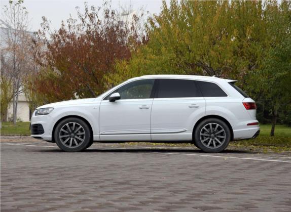 奥迪Q7 2016款 45 TFSI S line尊贵型 外观   正侧