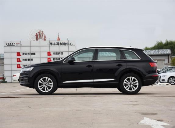 奥迪Q7 2018款 40 TFSI 舒适型 外观   正侧