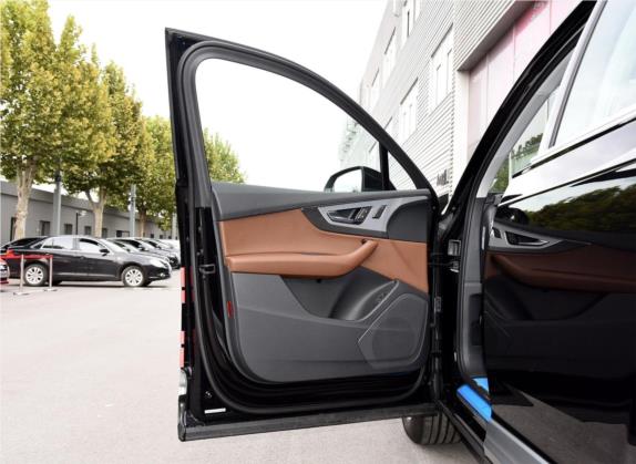 奥迪Q7 2018款 40 TFSI S line运动型 车厢座椅   前门板