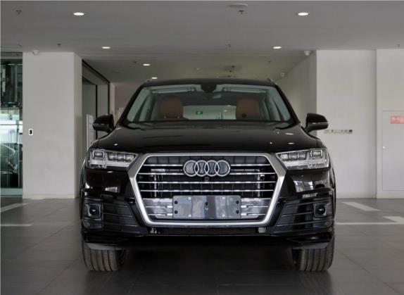 奥迪Q7 2018款 45 TFSI 尊贵型 外观   正前