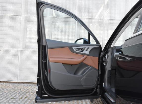 奥迪Q7 2019款 45 TFSI S line运动型 车厢座椅   前门板