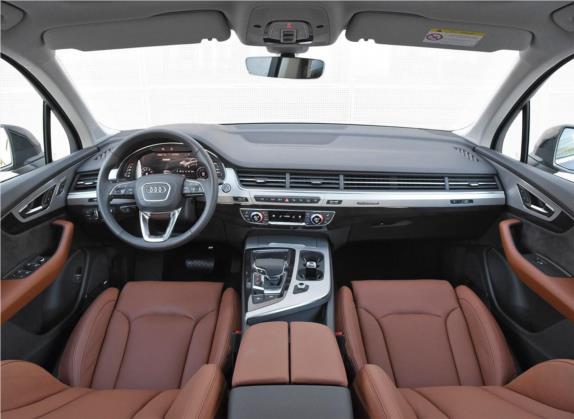 奥迪Q7 2019款 55 TFSI 尊贵型 中控类   中控全图