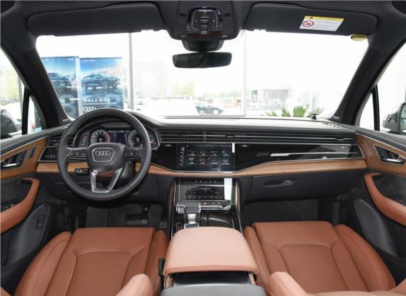 奥迪Q7 2020款 55 TFSI quattro 至尊专享版 中控类   中控全图