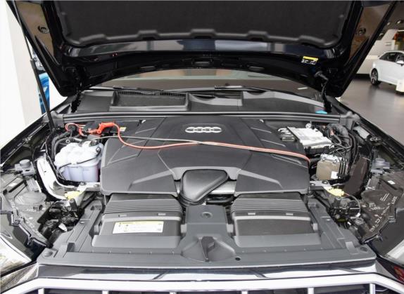 奥迪Q7 2020款 55 TFSI quattro 至尊专享版 其他细节类   发动机舱