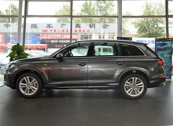 奥迪Q7 2020款 45 TFSI quattro S line运动限量版 外观   正侧