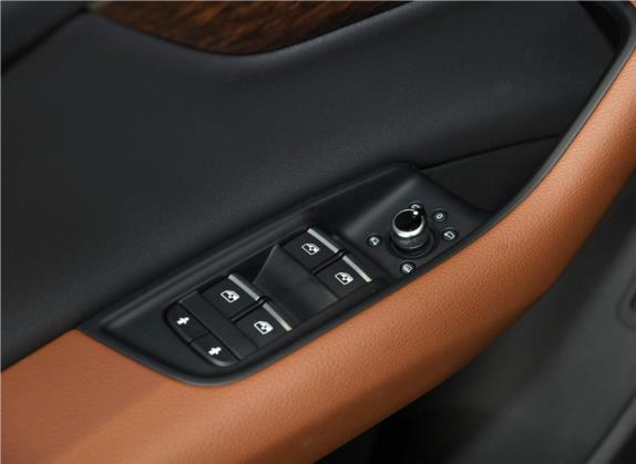 奥迪Q7 2020款 55 TFSI quattro S line运动型 车厢座椅   门窗控制