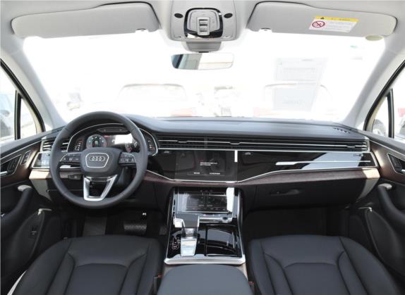 奥迪Q7 2021款 45 TFSI quattro S line运动型 中控类   中控全图