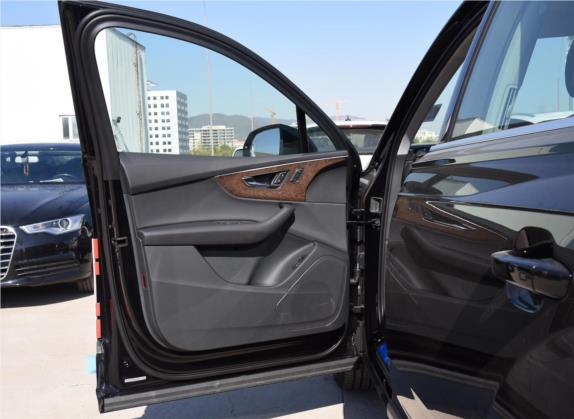奥迪Q7 2021款 45 TFSI quattro S line运动型 车厢座椅   前门板