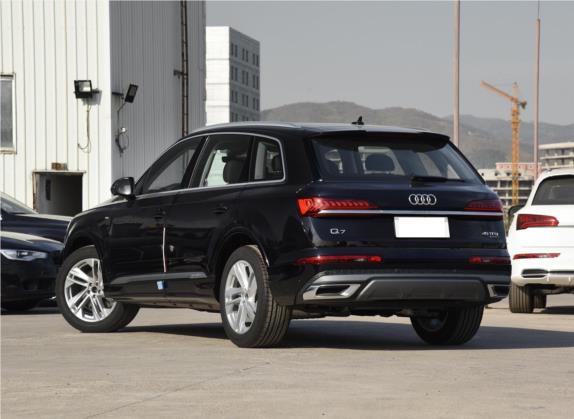 奥迪Q7 2021款 45 TFSI quattro S line运动型 外观   斜后