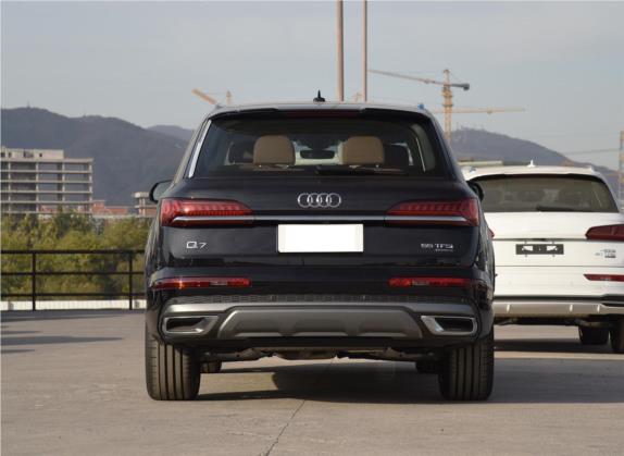 奥迪Q7 2021款 55 TFSI quattro S line运动型 外观   正后