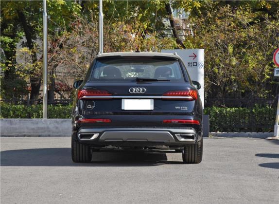 奥迪Q7 2021款 55 TFSI quattro S line尊贵型 外观   正后