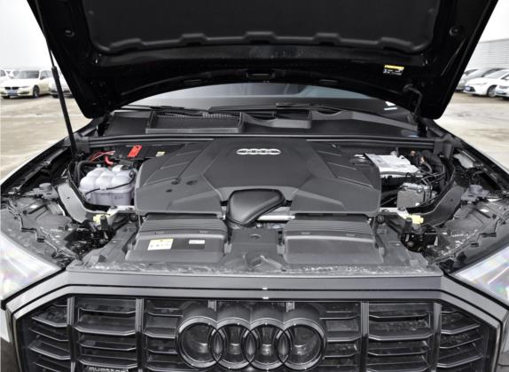 奥迪Q7 2022款 55 TFSI quattro S line冰雪运动版 其他细节类   发动机舱