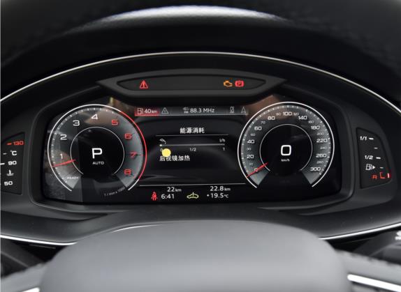 奥迪Q7 2022款 55 TFSI quattro S line冰雪运动版 中控类   仪表盘