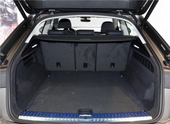 奥迪Q8 2019款 45 TFSI 豪华致雅型 车厢座椅   后备厢