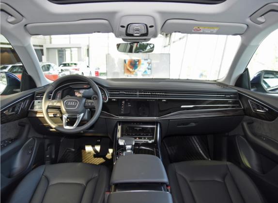 奥迪Q8 2021款 45 TFSI 臻选动感型 中控类   中控全图