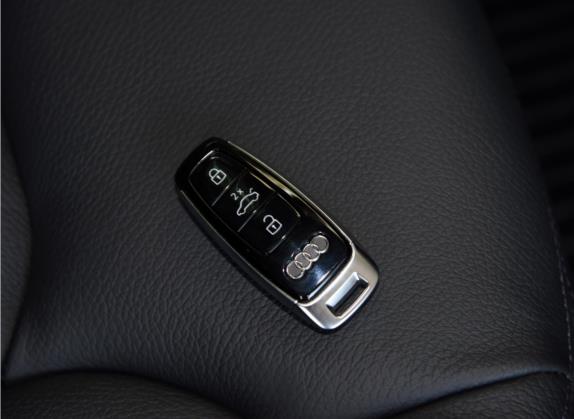 奥迪Q8 2021款 45 TFSI 臻选动感型 其他细节类   钥匙