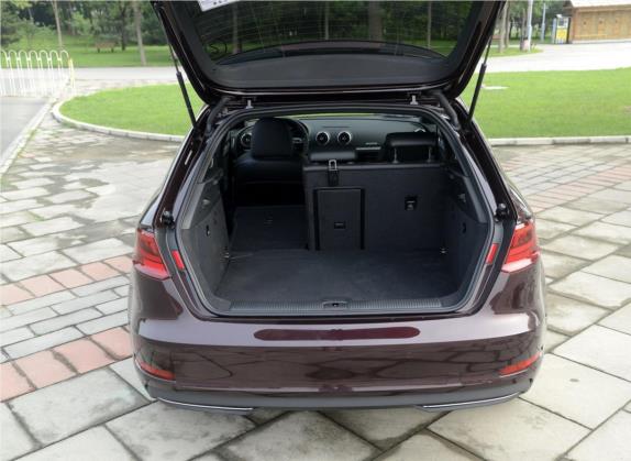 奥迪A3新能源(进口) 2015款 Sportback e-tron 运动型 车厢座椅   后备厢